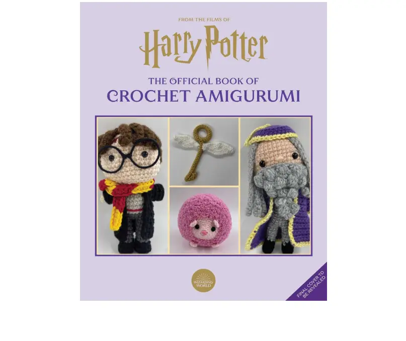 WIZARDING WORLD characters, names and related indicia are © & ™ Warner Bros. Entertainment Inc. Publishing Rights © JKR. (s24)　Published by Insight Editions.