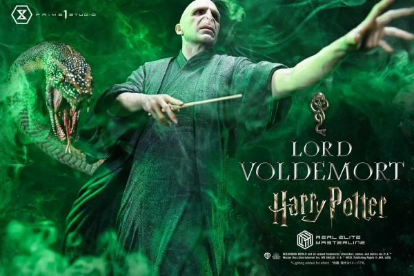 All characters and elements © & ™ Warner Bros. Entertainment Inc. Publishing Rights © JKR. (s25)