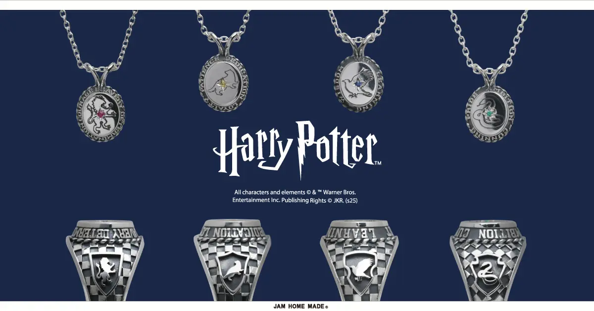 All characters and elements (c) & Warner Bros. Entertainment Inc. Publishing Rights (c) JKR. (s25)