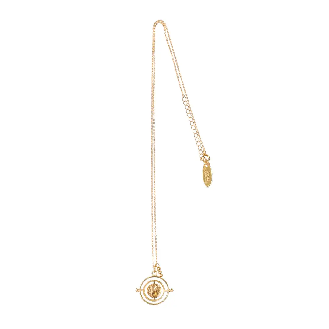 All characters and elements (c) & Warner Bros. Entertainment Inc. Publishing Rights (c) JKR. (s25)