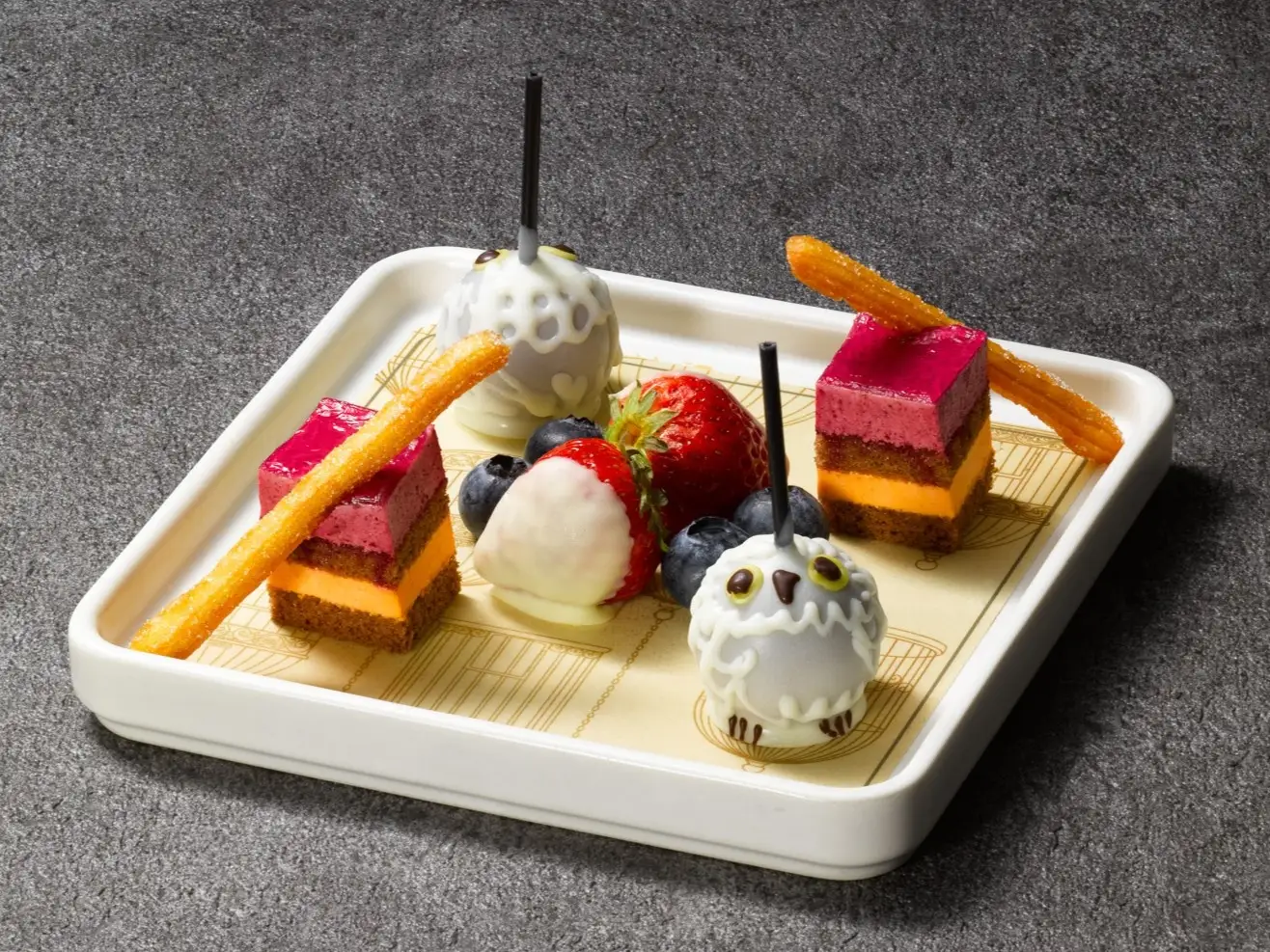 All characters and elements © & ™ Warner Bros. Entertainment Inc. Publishing Rights © JKR. (s26)