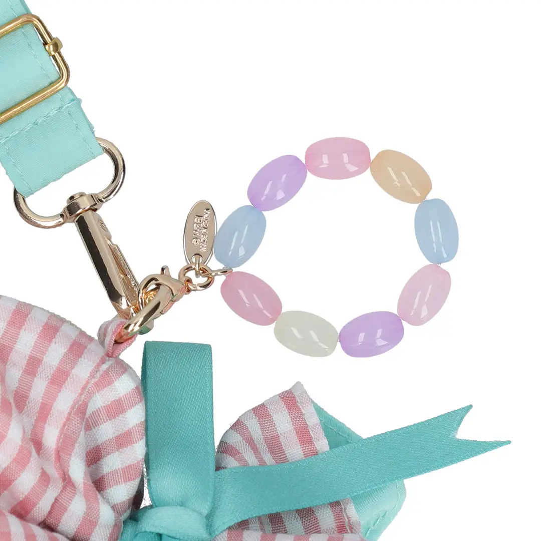 All characters and elements © & ™ Warner Bros. Entertainment Inc. Publishing Rights © JKR. (s26)