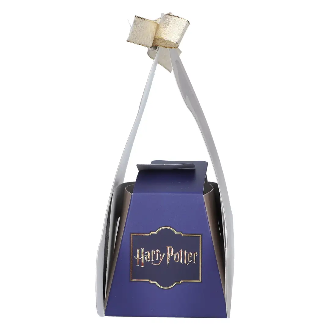 All characters and elements © & ™ Warner Bros. Entertainment Inc. Publishing Rights © JKR. (s26)