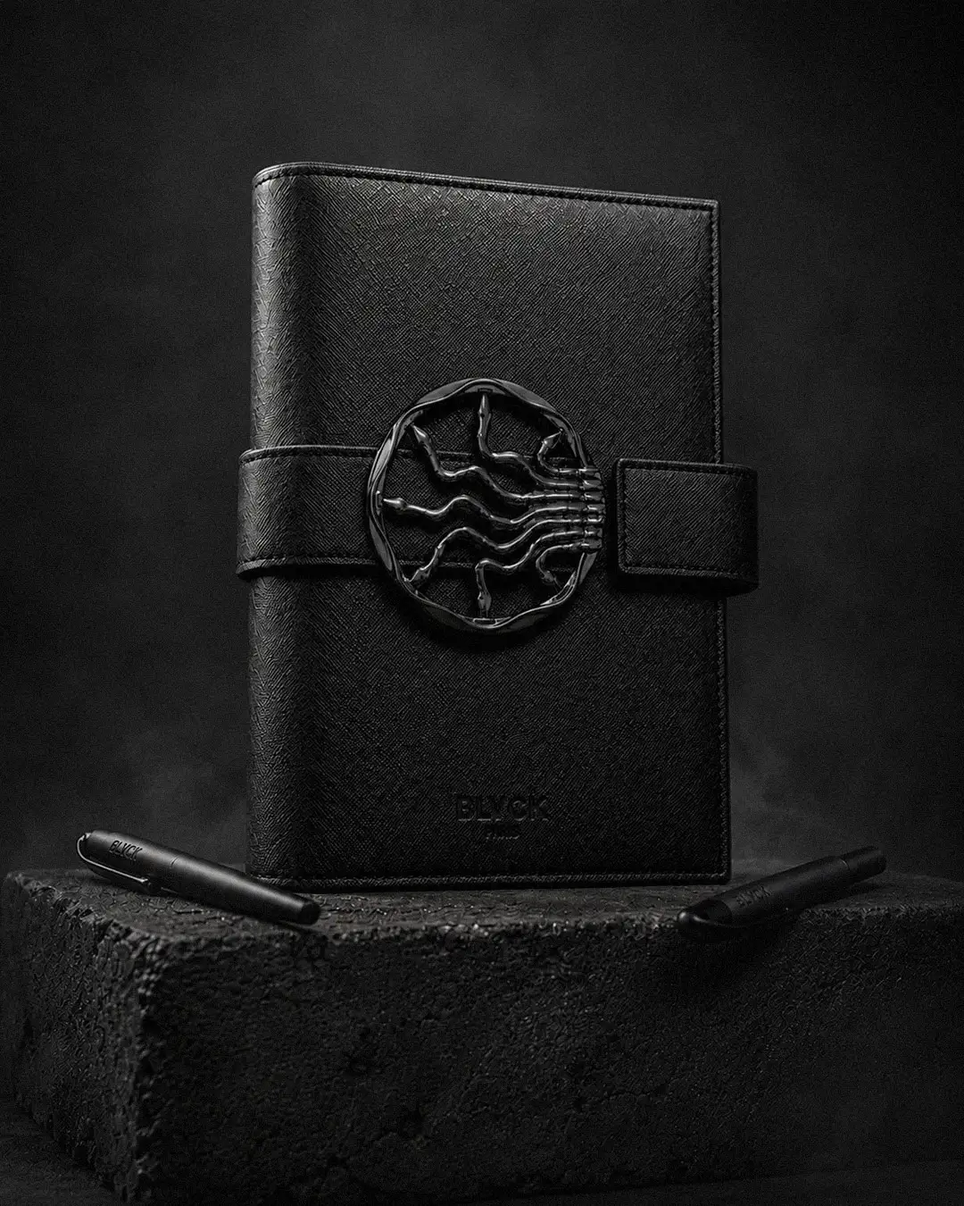 All characters and elements © & ™ Warner Bros. Entertainment Inc. Publishing Rights © JKR. (s26)